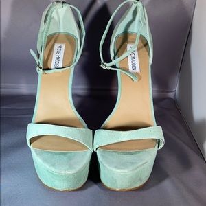 Sandal platform heels